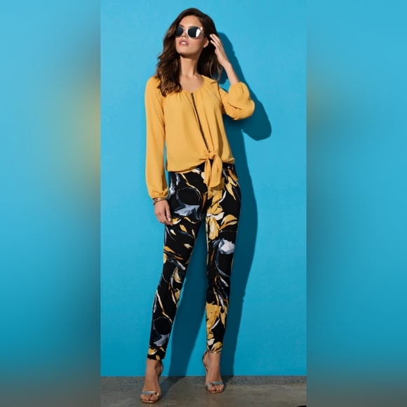 Frank Lyman | Floral Black and Yellow Women's Pants, Size 12 - Picture 1 of 10